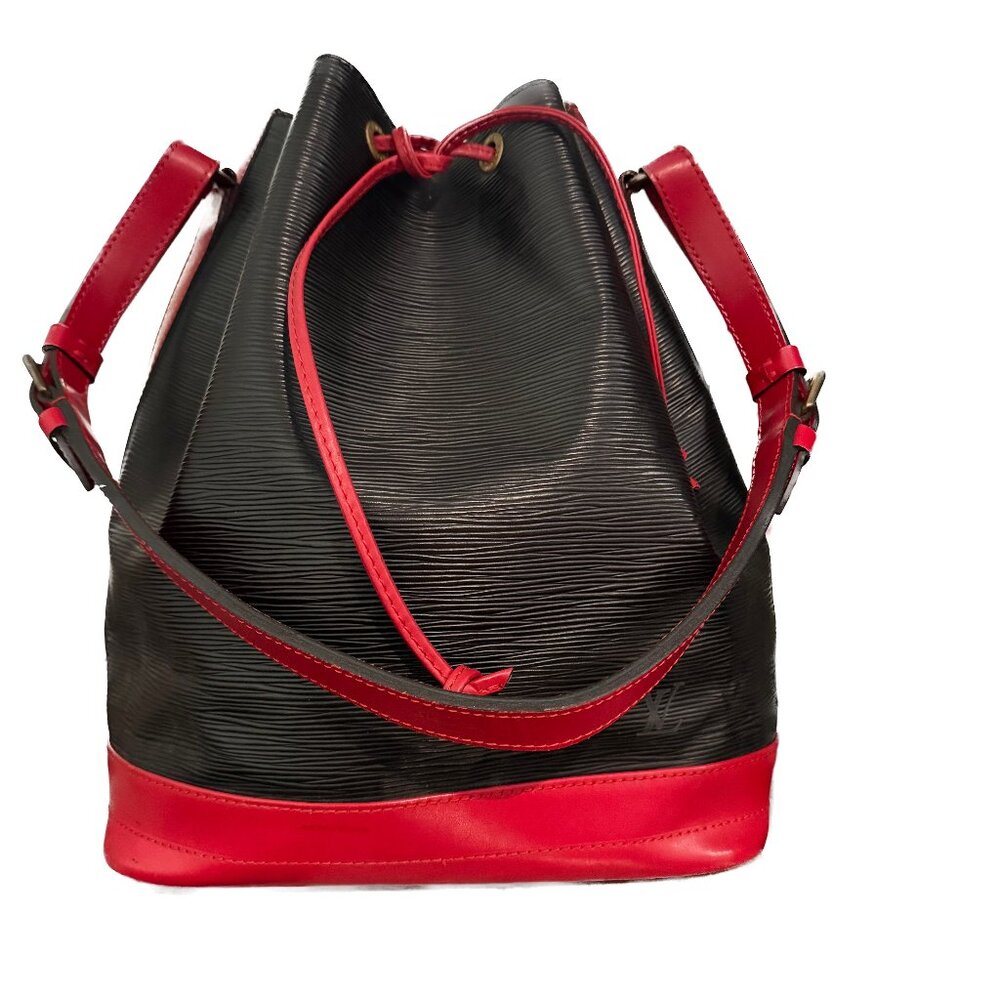 LUXURY Vintage Louis Vuitton NOÉ Bucket Bag Black/Red Bicolor Epi Leather Should